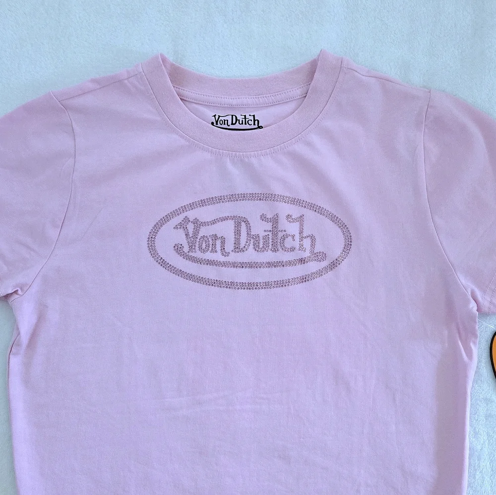 Von Dutch Pink🩷 Baby Tee👕 with Rhinestones💎 - NWT - Picture 9 of 12